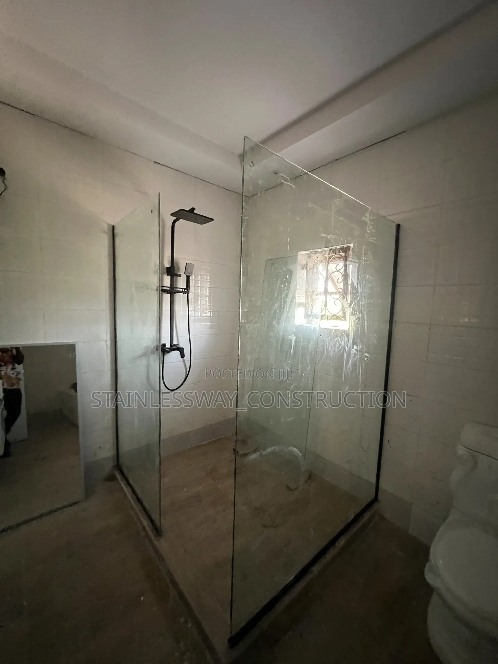 Ebonyi Shower Cubicle Glass