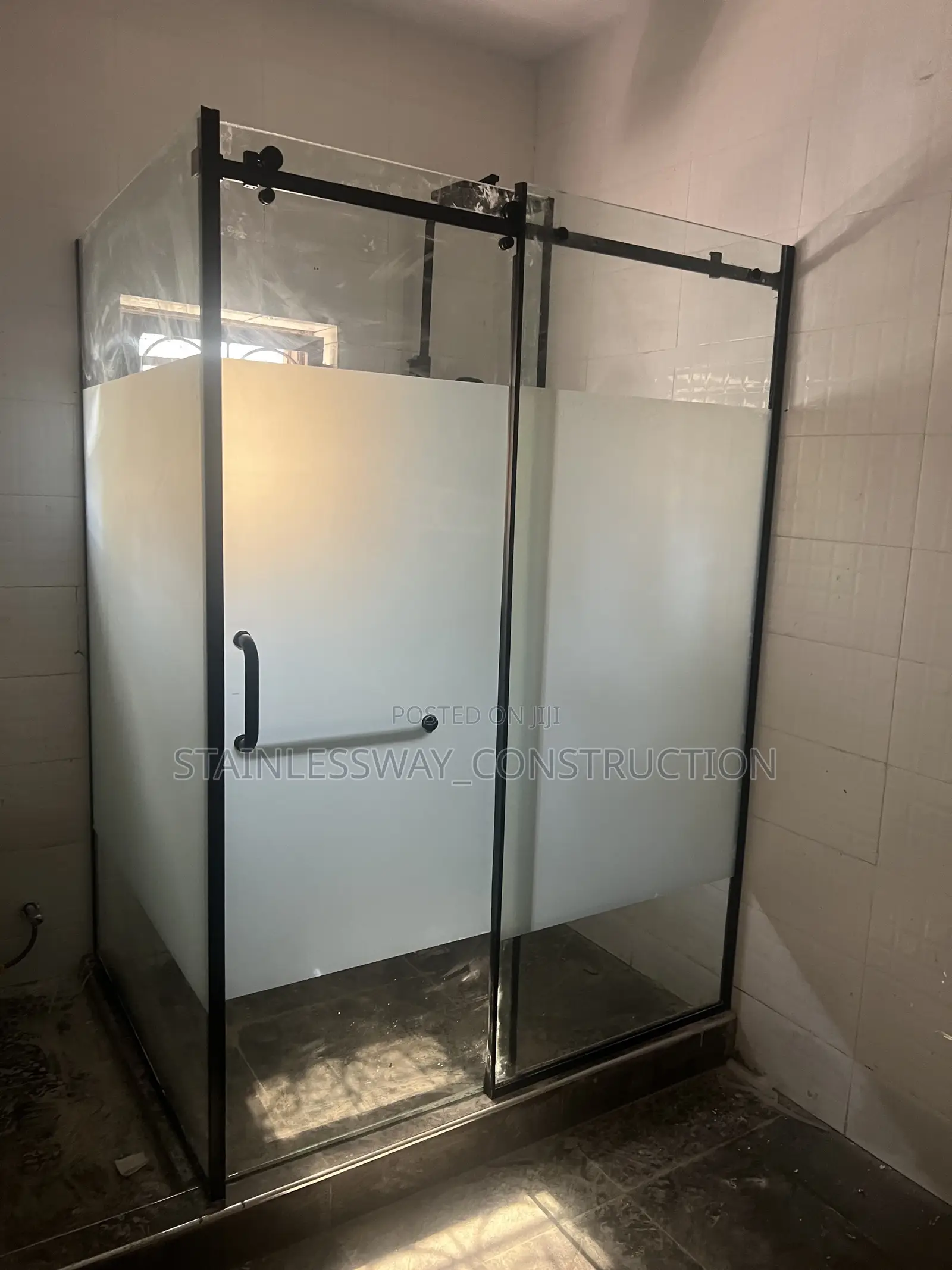 Ebonyi Shower Cubicle Glass