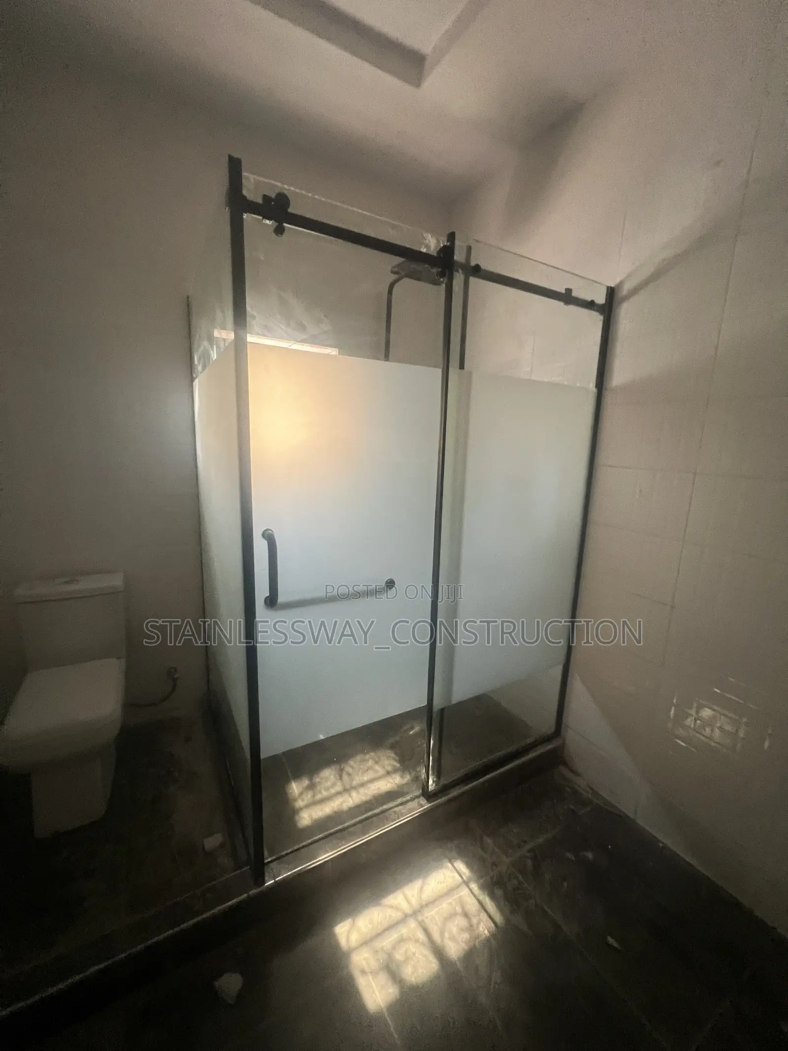 Ebonyi Shower Cubicle Glass