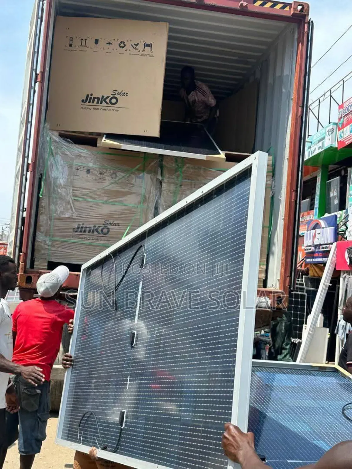 650w Jinko Mono Solar Panels Very Much Available