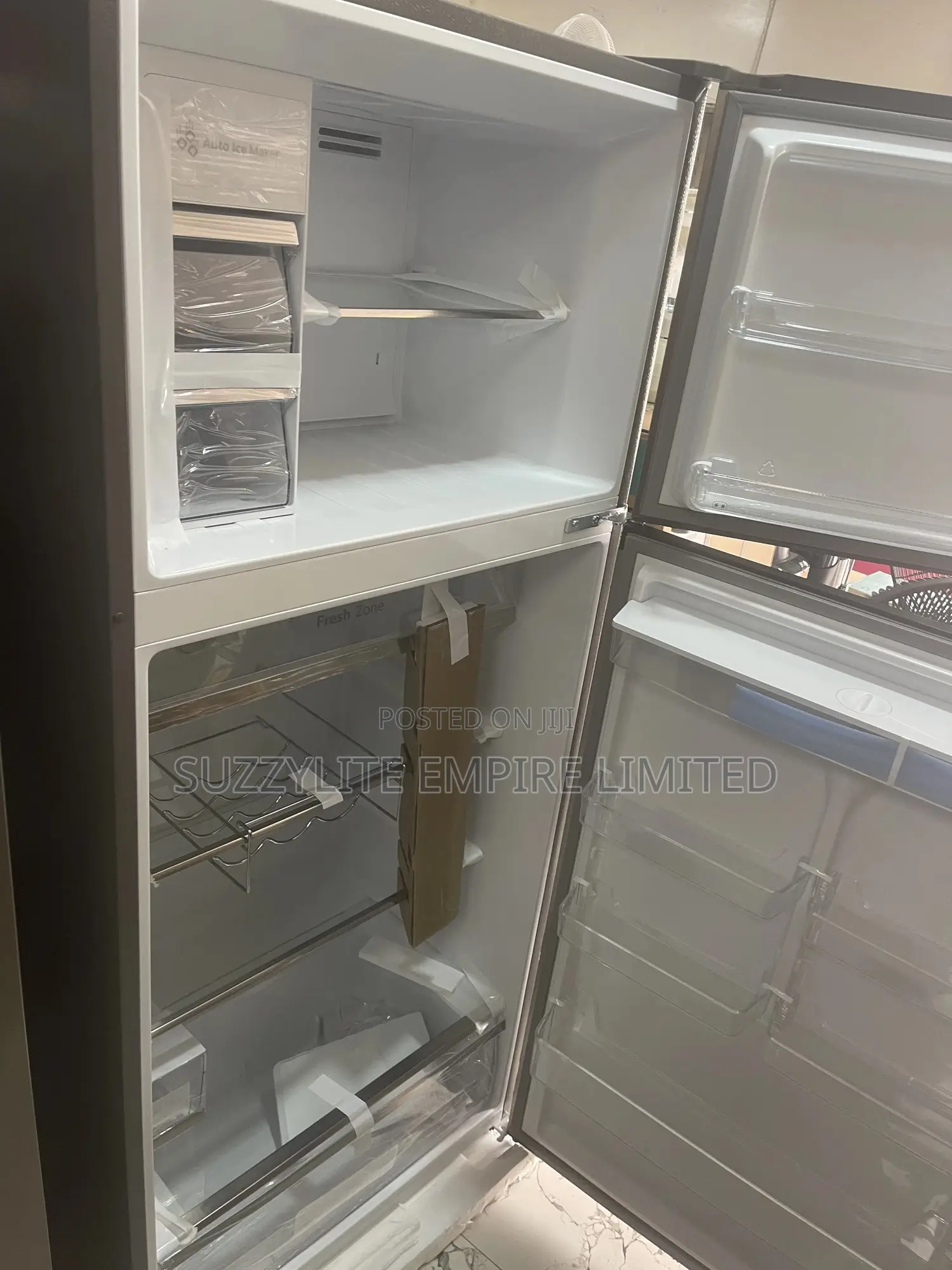 Hisense 543 Liters Double Door Refrigerator With Dispenser