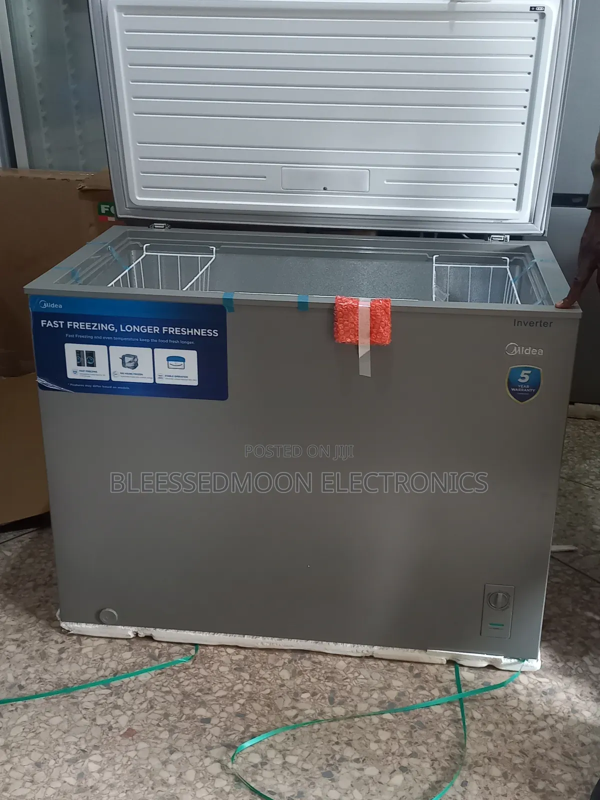Midea Inverter Chest Freezer 300liters With 5 Years Company Warranty