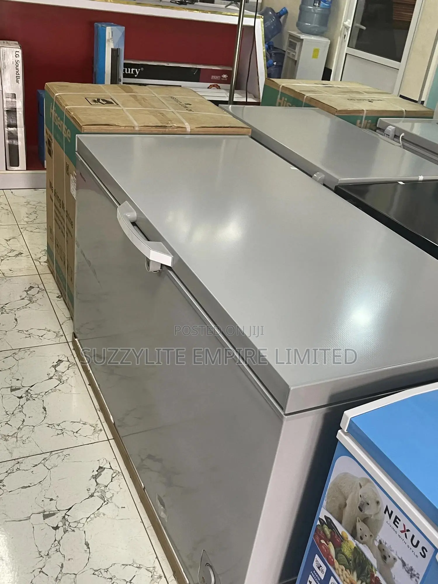 Hisense Freezer 420 Liters
