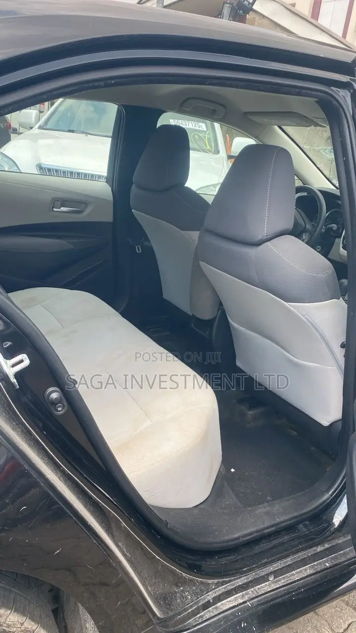 Toyota Corolla LE 2021 Black