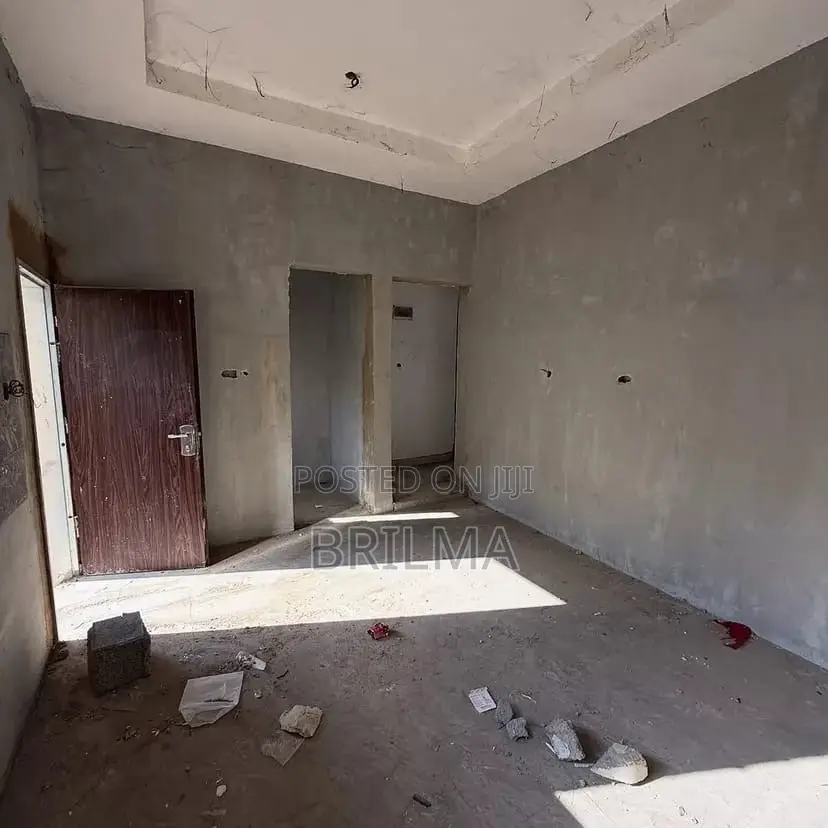 4bdrm Duplex in Mabushi for sale