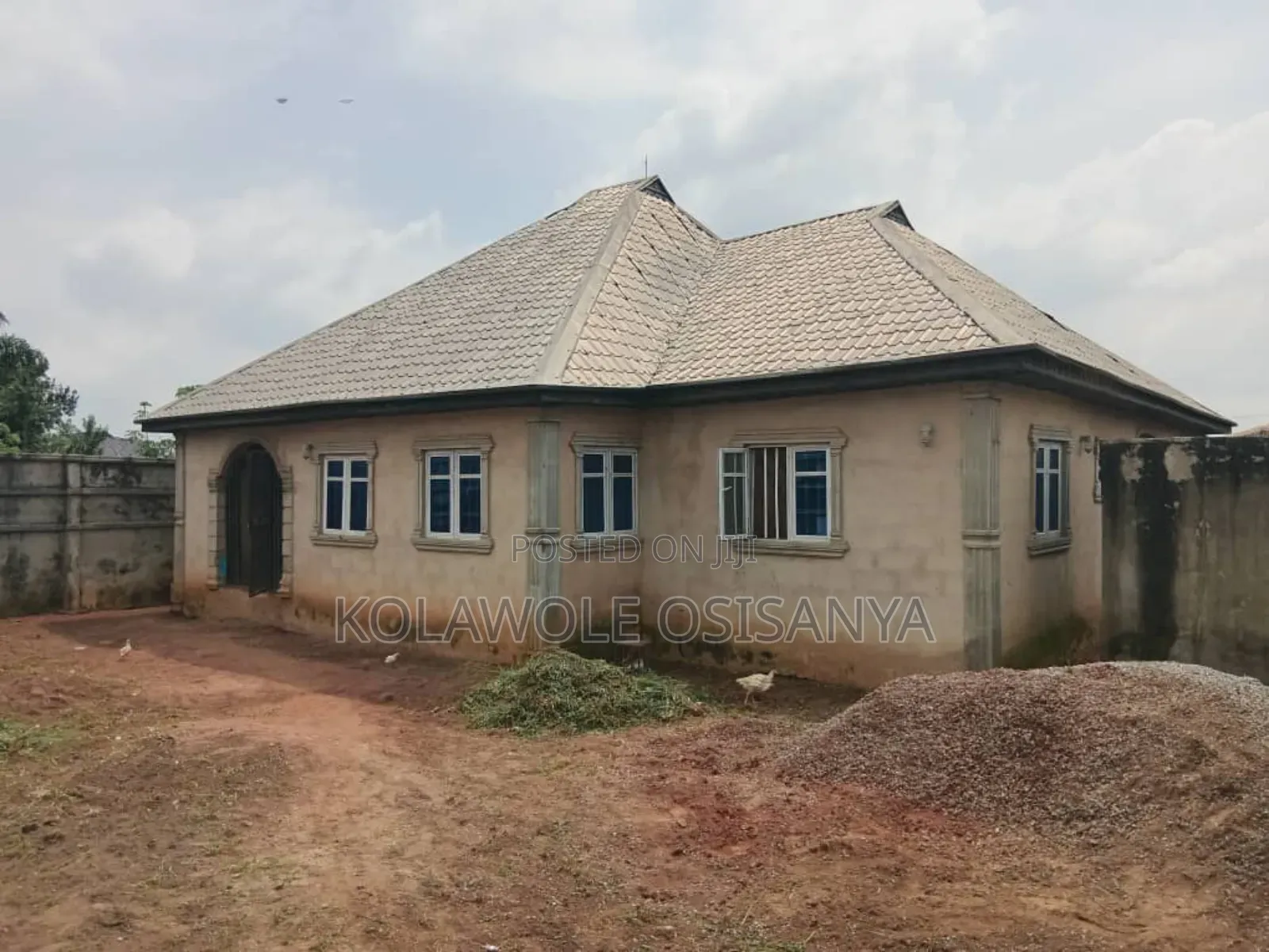 3bdrm Bungalow in Ado-Odo/Ota for sale