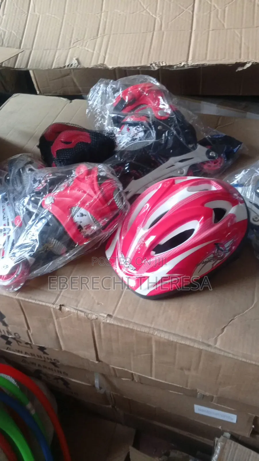 Complete Set Children Skate Shoes and Helmet