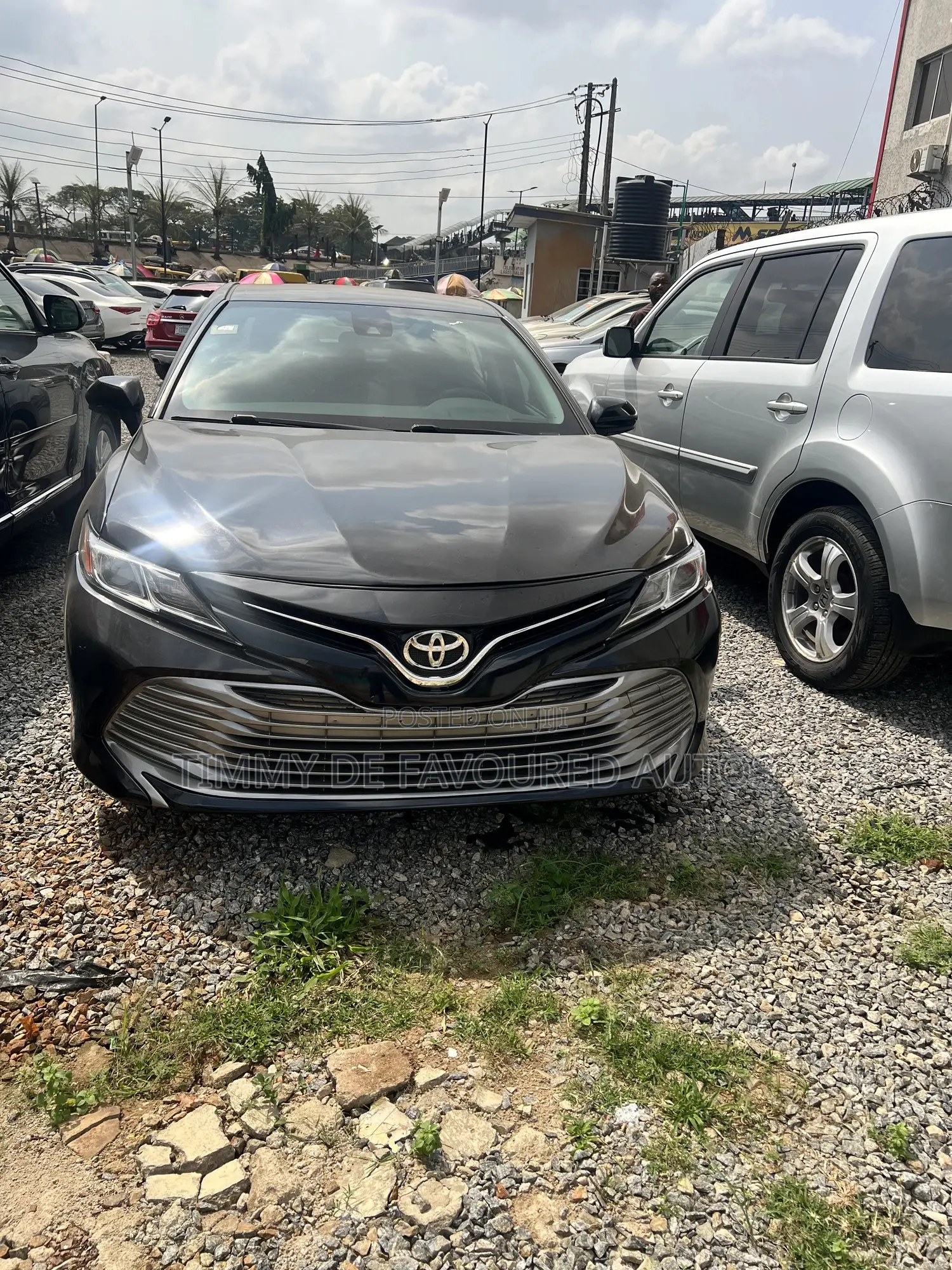 Toyota Camry LE (2.5L 4cyl 8A) 2019 Black