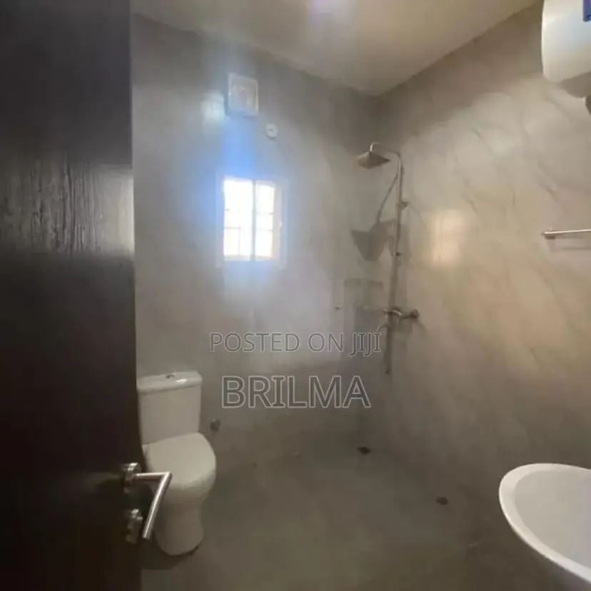 4bdrm Duplex in Dawaki for sale