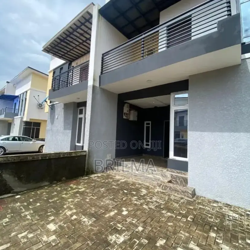 4bdrm Duplex in Dawaki for sale