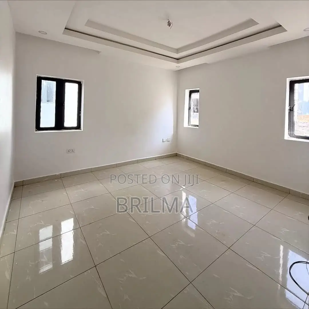 3bdrm Apartment in Gudu for sale