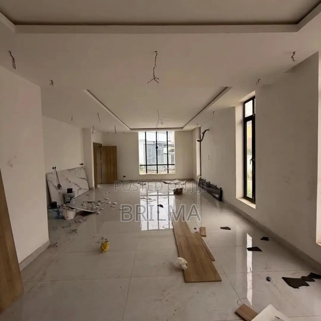 6bdrm Duplex in Mabushi for sale