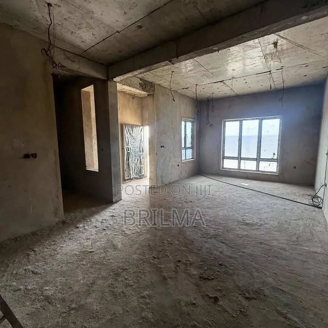 4bdrm Duplex in Guzape District for sale