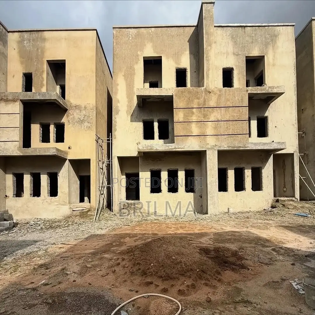 4bdrm Duplex in Guzape District for sale
