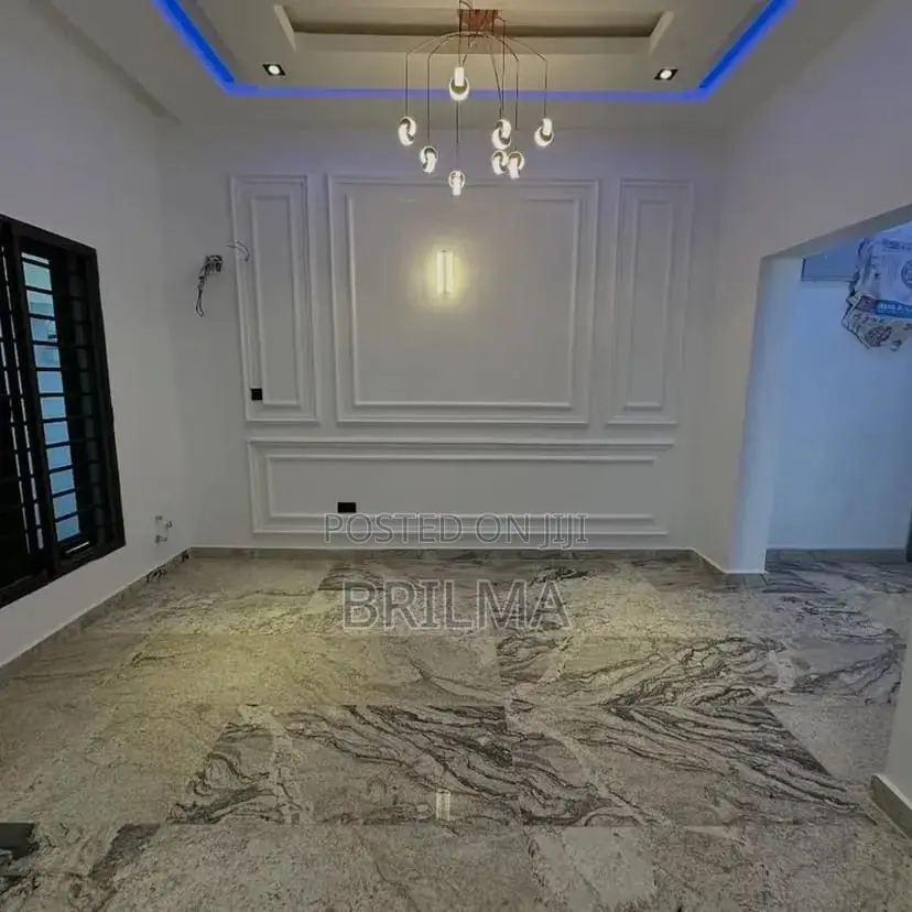 4bdrm Duplex in Life Camp for sale