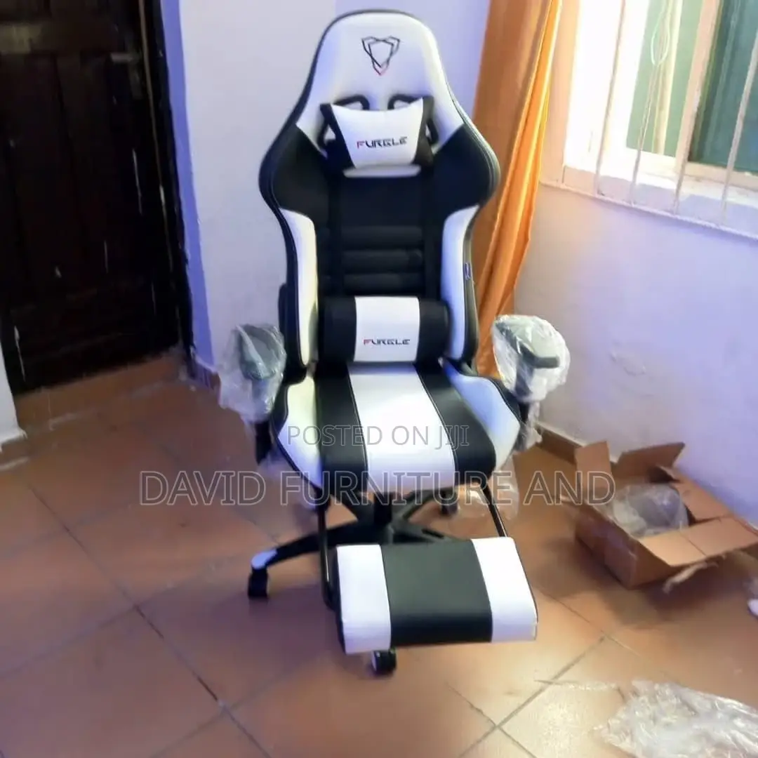 Classy Adjustable Gaming Chair