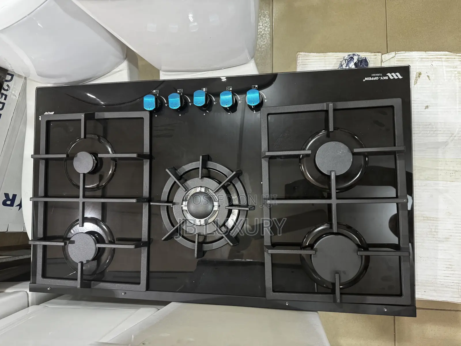 5 Burner Inbuilt Gas Cooker
