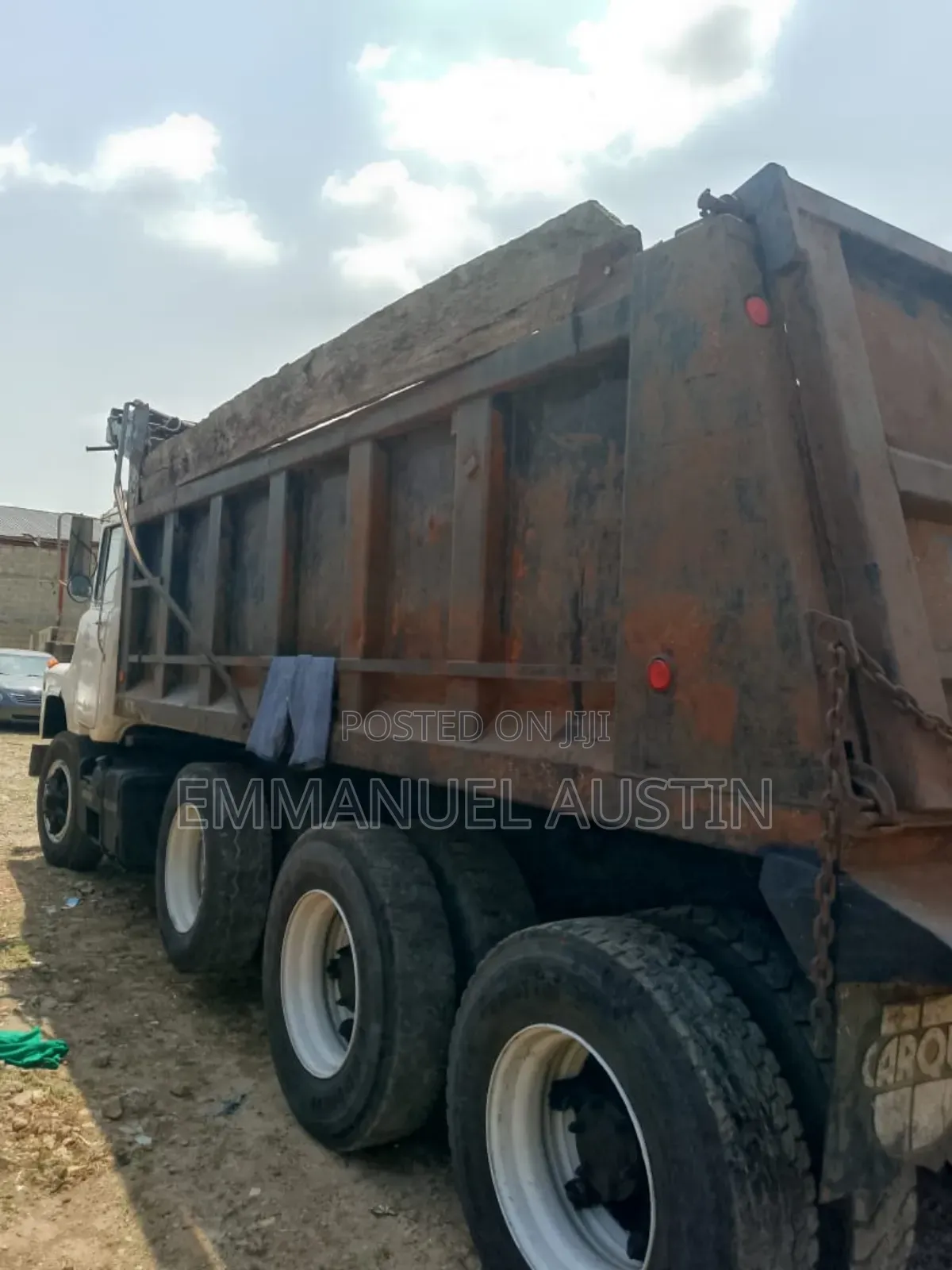 Foreign Used Mack Tipper Available for Sale in Lagos