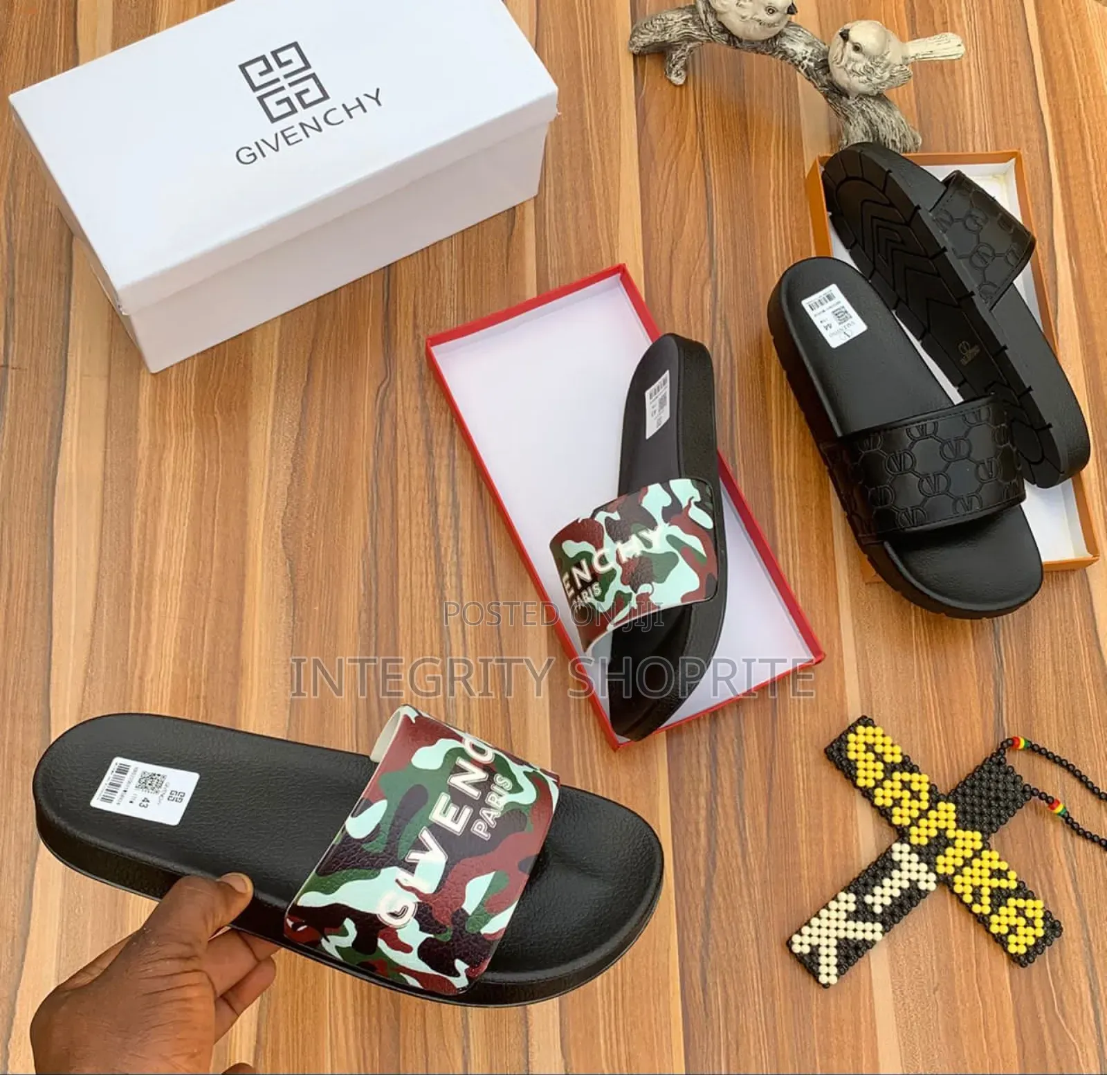 Givenchy Quality Leather Slippers