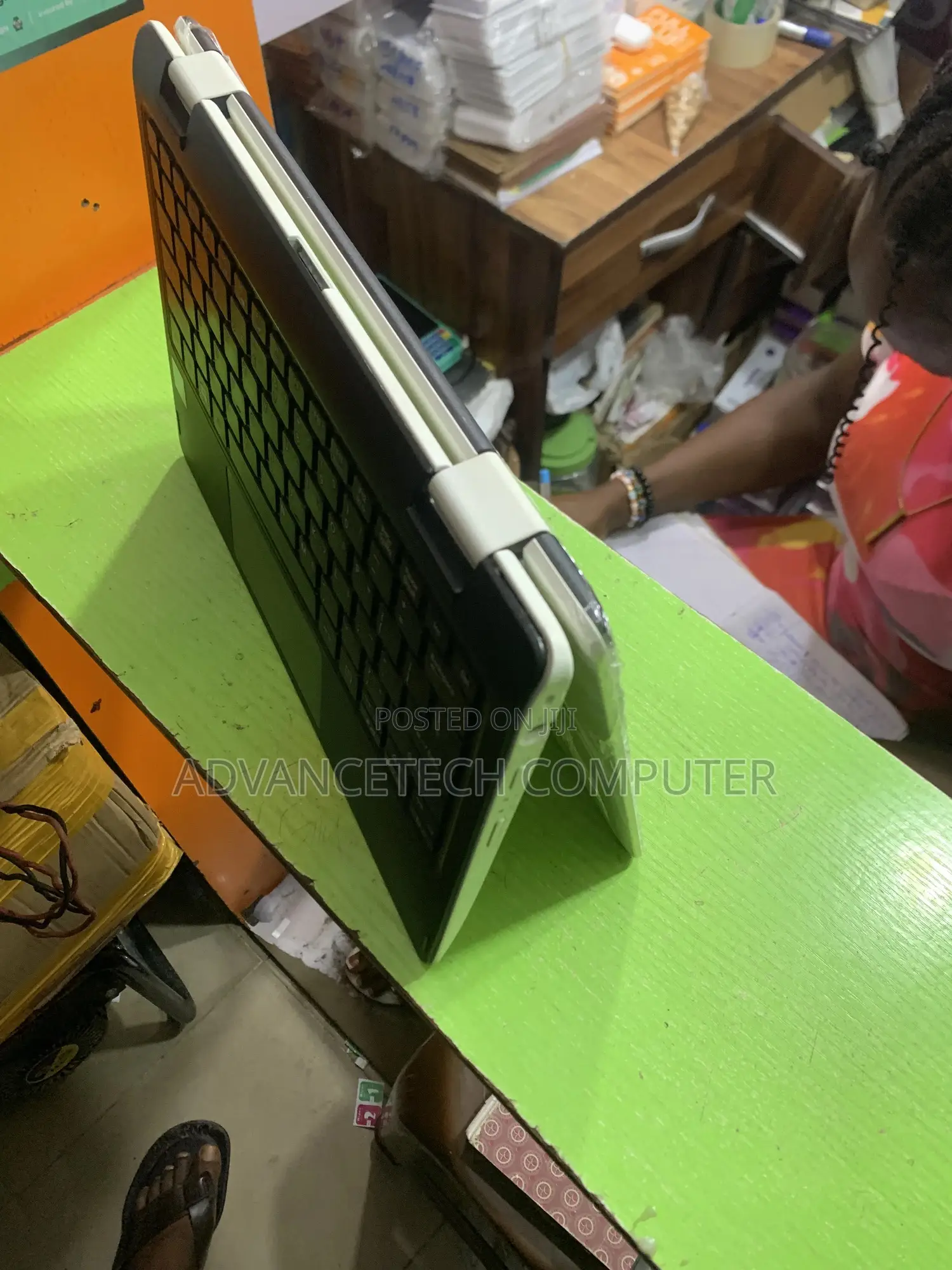 Laptop Acer Aspire R3-131T 8GB Intel SSD 128GB