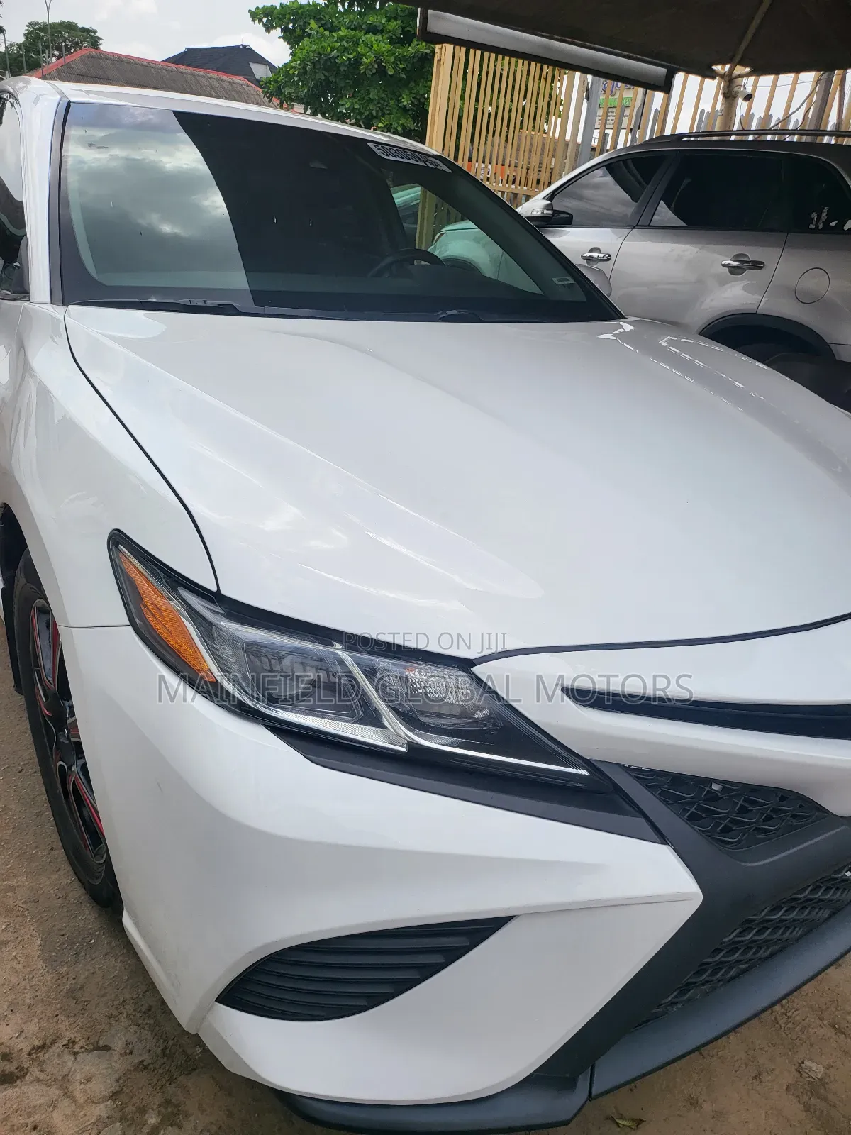 Toyota Camry 2018 White