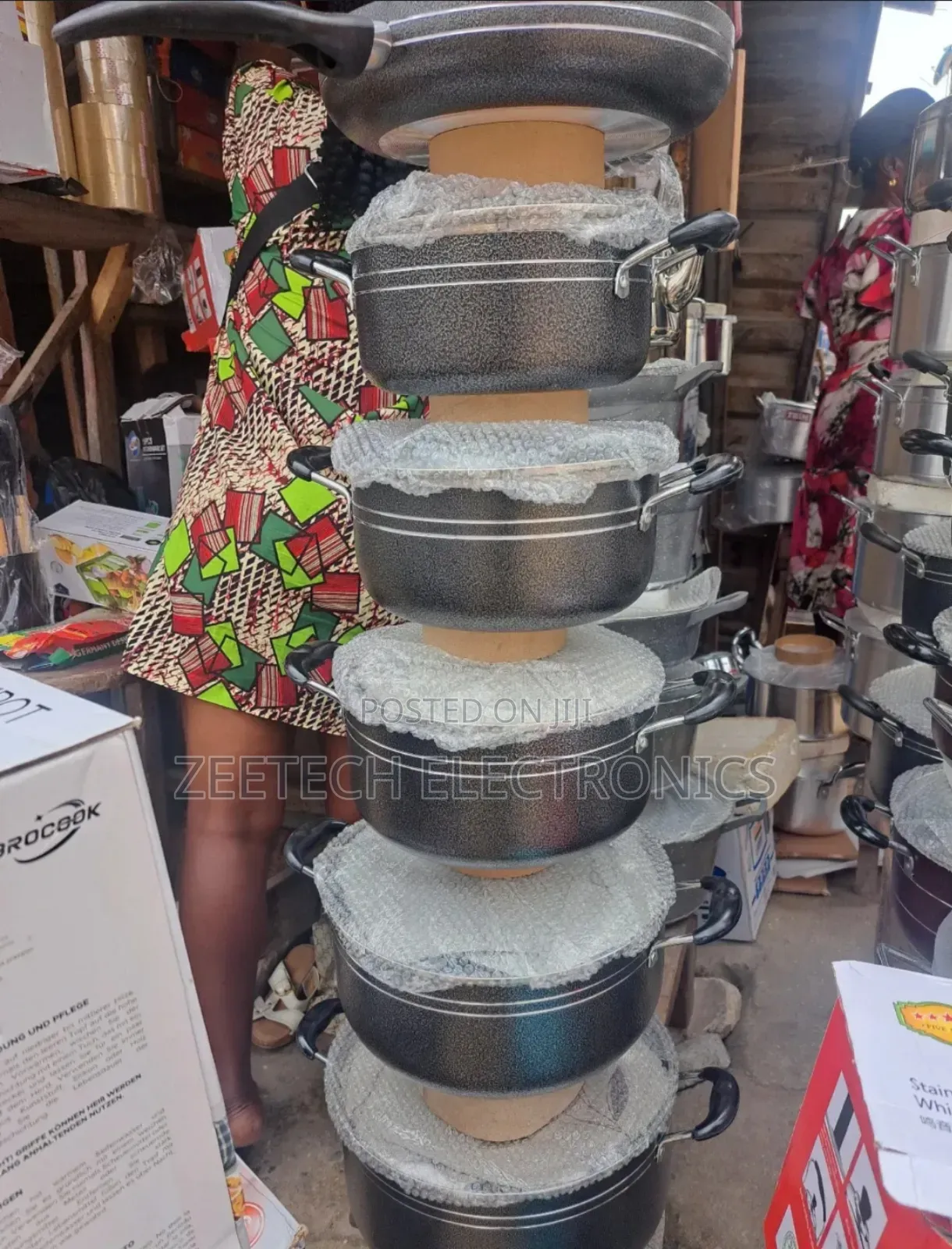Non-Stick, Granite-Coated Cookware Pots and a Frying Pan,