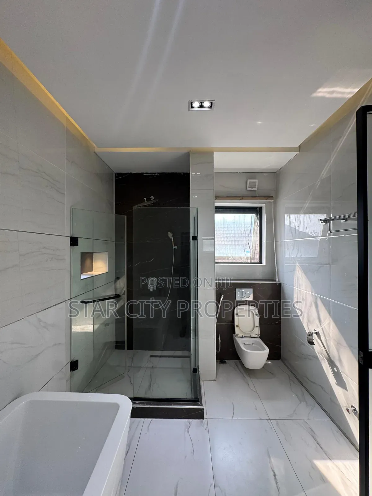 5bdrm Duplex in Ikoyi Lagos for sale