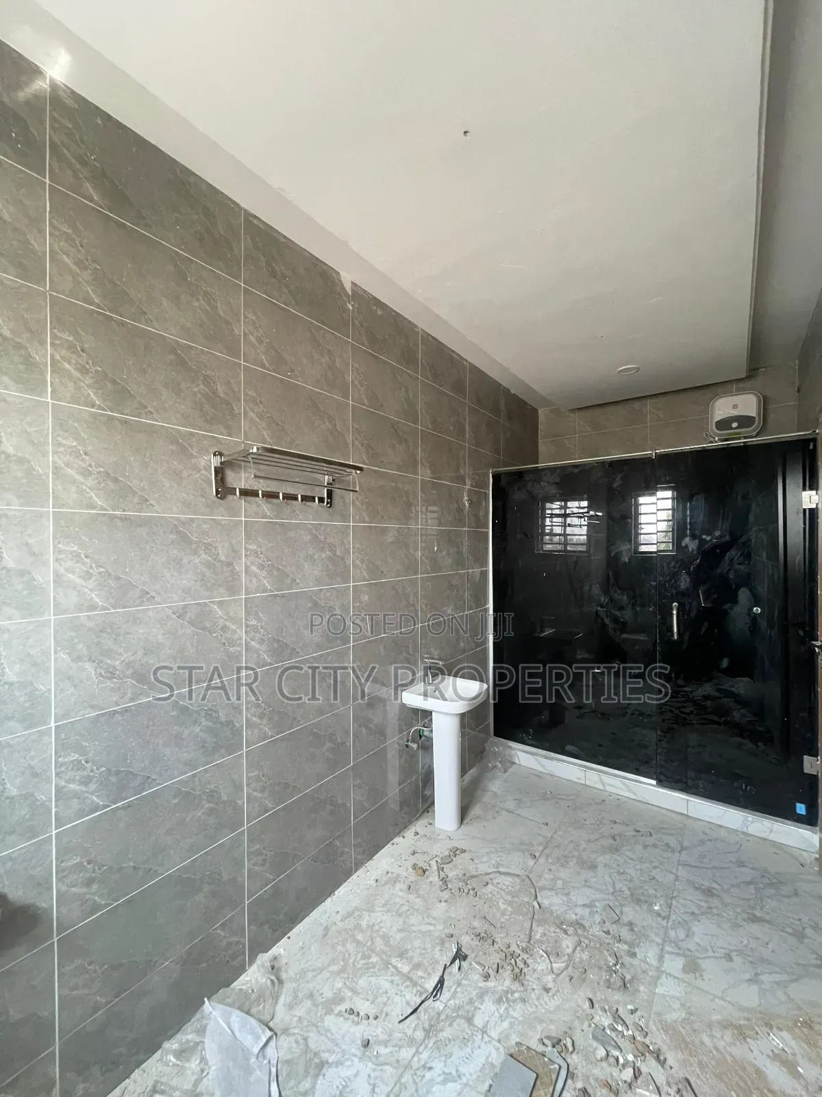 4bdrm Townhouse/Terrace in Ogba Lagos for sale