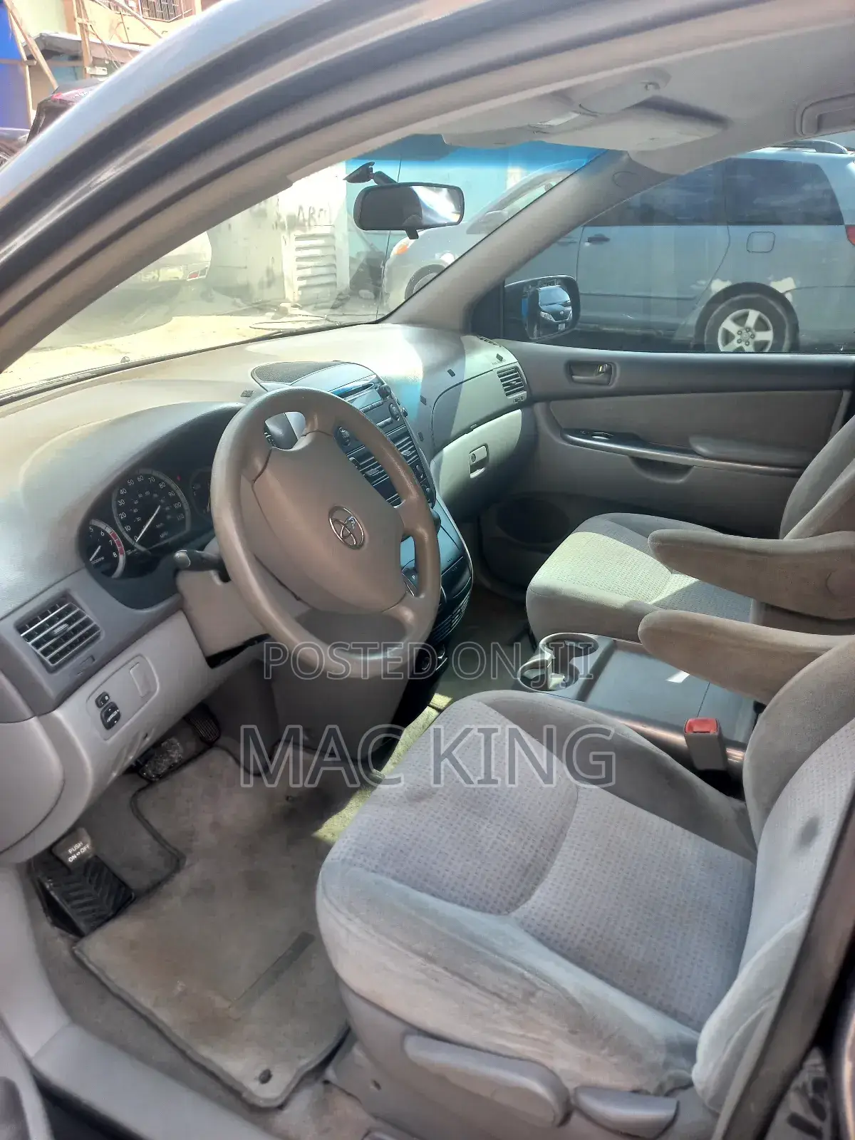 Toyota Sienna CE 2009 Blue