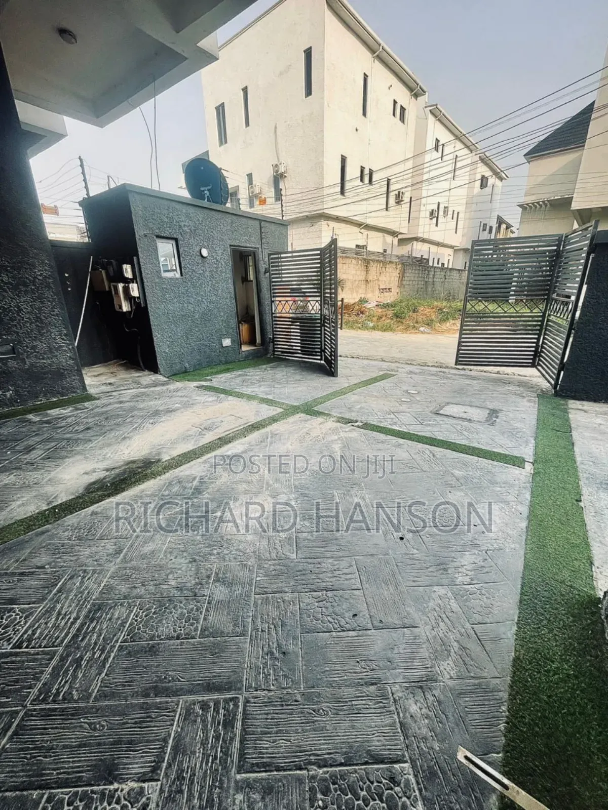 4bdrm Duplex in Lekki Palm, Ado / Ajah for rent