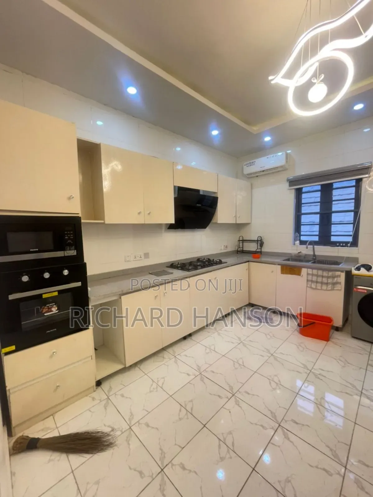 Furnished 2bdrm Apartment in Serviced Estate, VGC / Ajah for rent