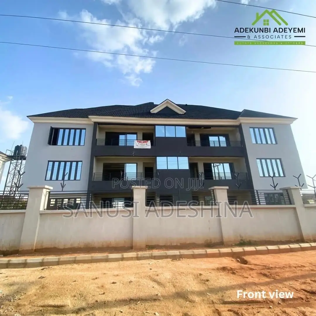 3bdrm Block of Flats in Jahi By Living Faith for sale
