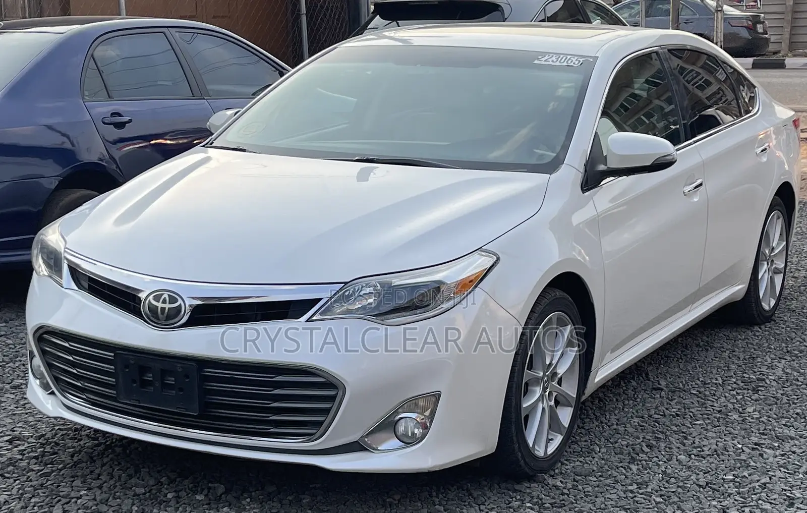 Toyota Avalon 2015 White