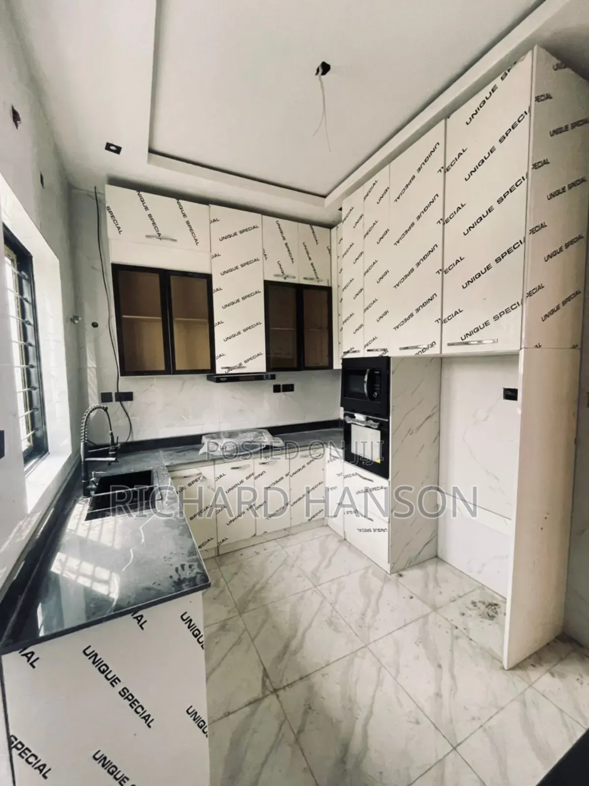 4bdrm Duplex in General Paint, Ajah for rent