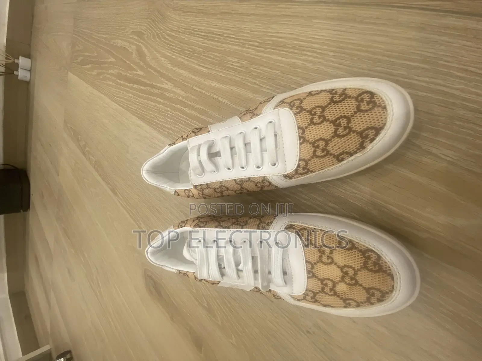 High Quality Lv Sneakers