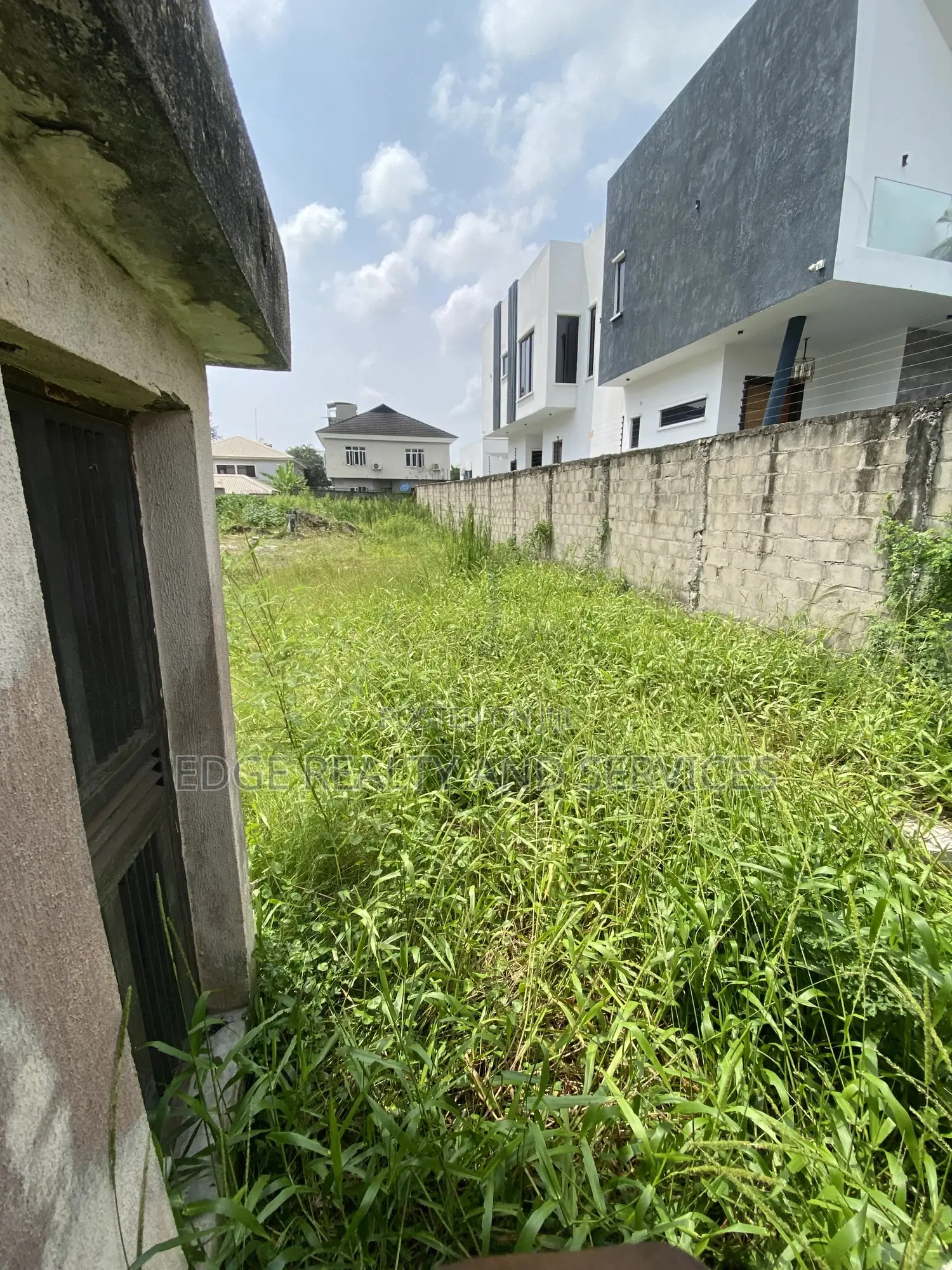 Land Measuring 677sqm for Sale in VGC