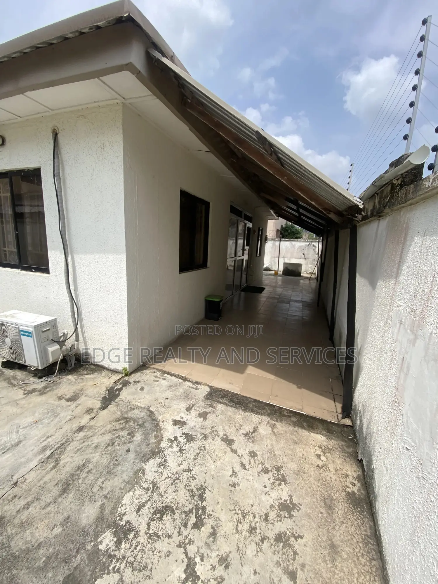 5bdrm Duplex in Vgc for sale