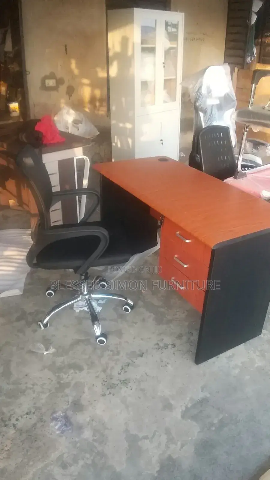 Furniture Table and Chair