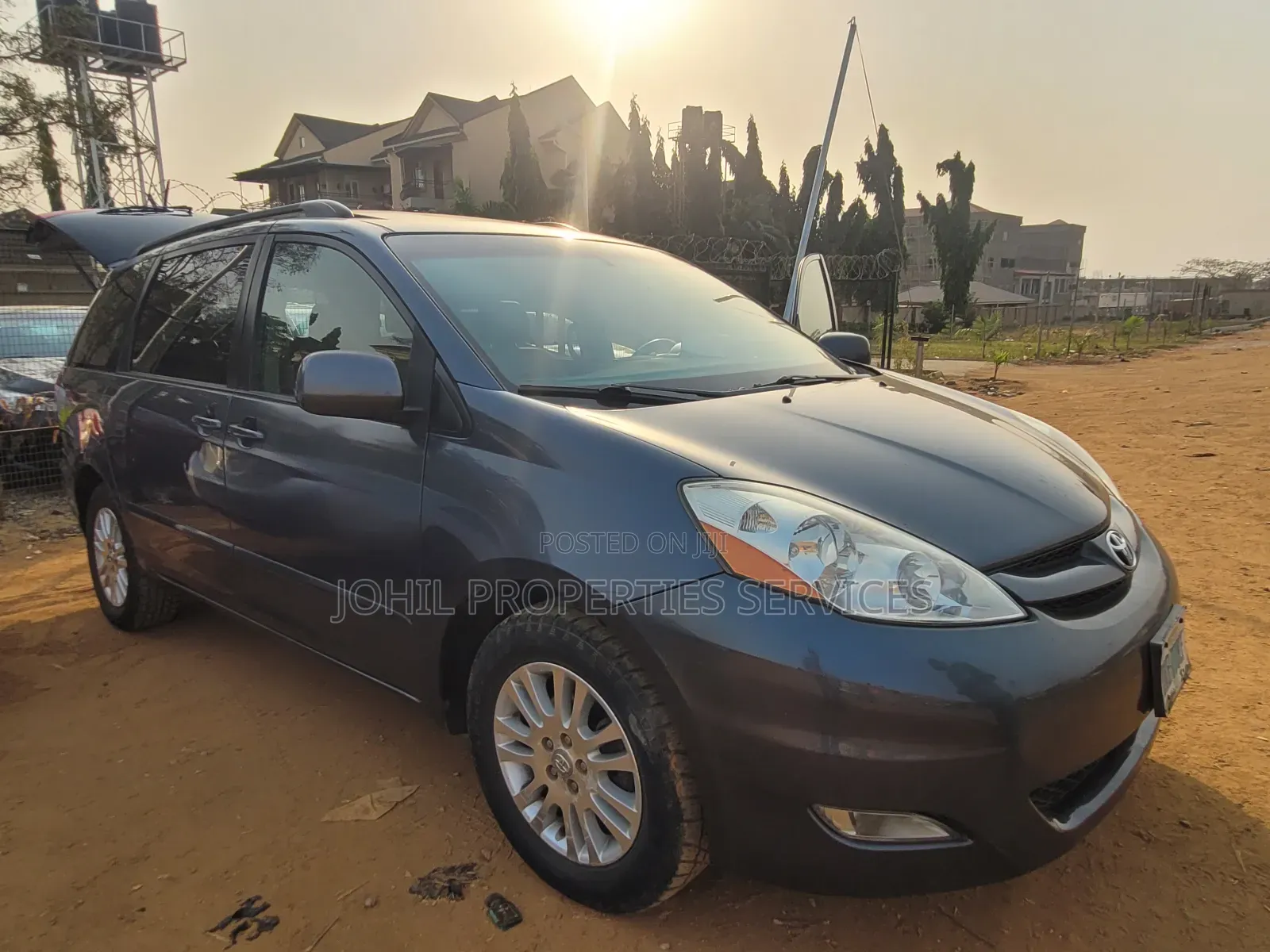 Toyota Sienna XLE Limited FWD 2009 Gray