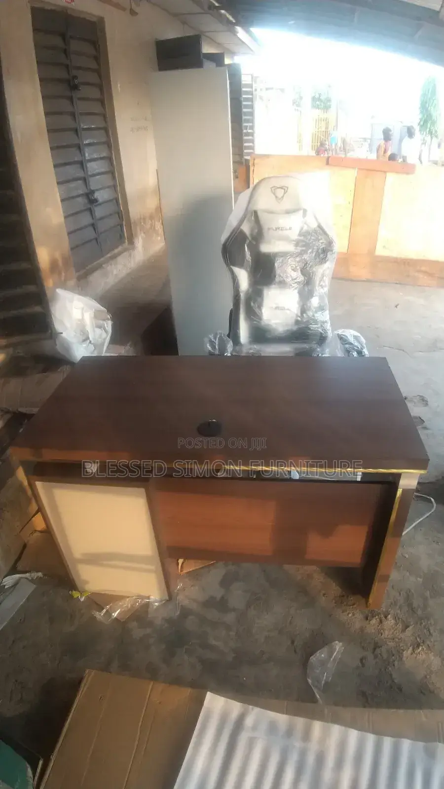 Furniture Table and Chair