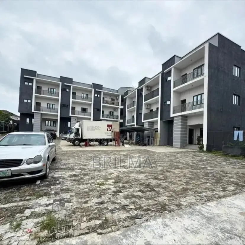 4bdrm Duplex in Life Camp for sale