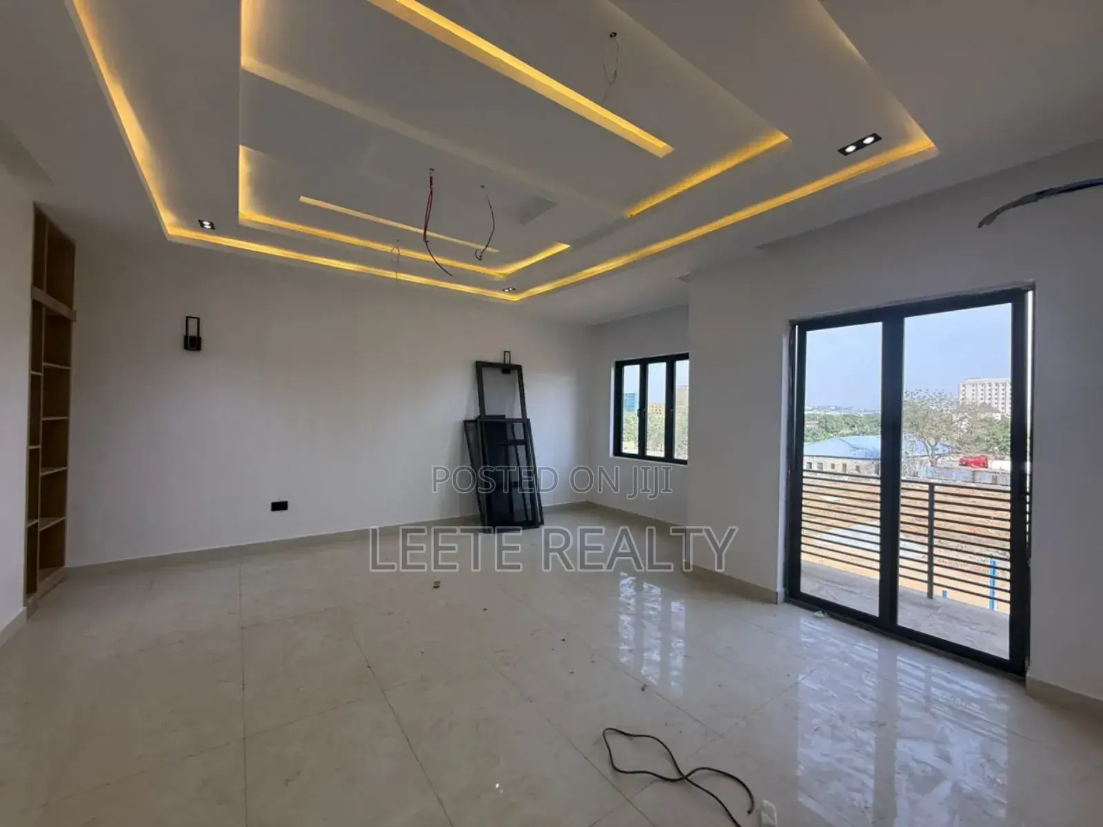 4bdrm Townhouse/Terrace in Jahi for sale