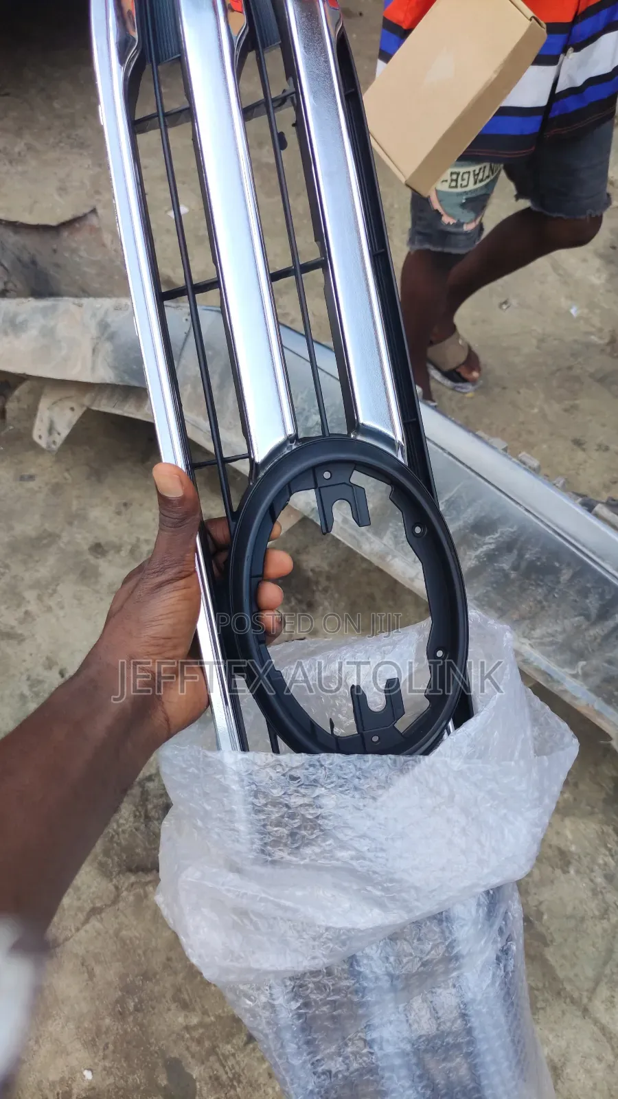 Front Grille for Toyota Hilux 2015-2017