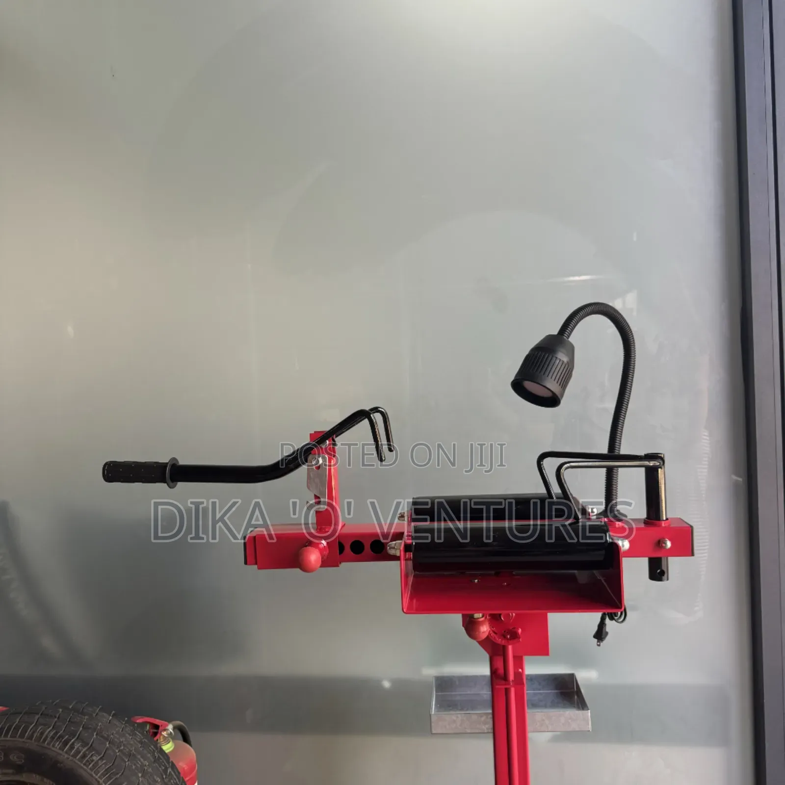Automobile Tire Inflator