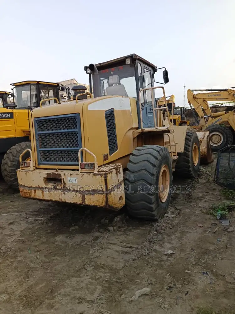 Newly Arrived Foreign Used Liugong Chinese Payloader 5 Tons for Sale