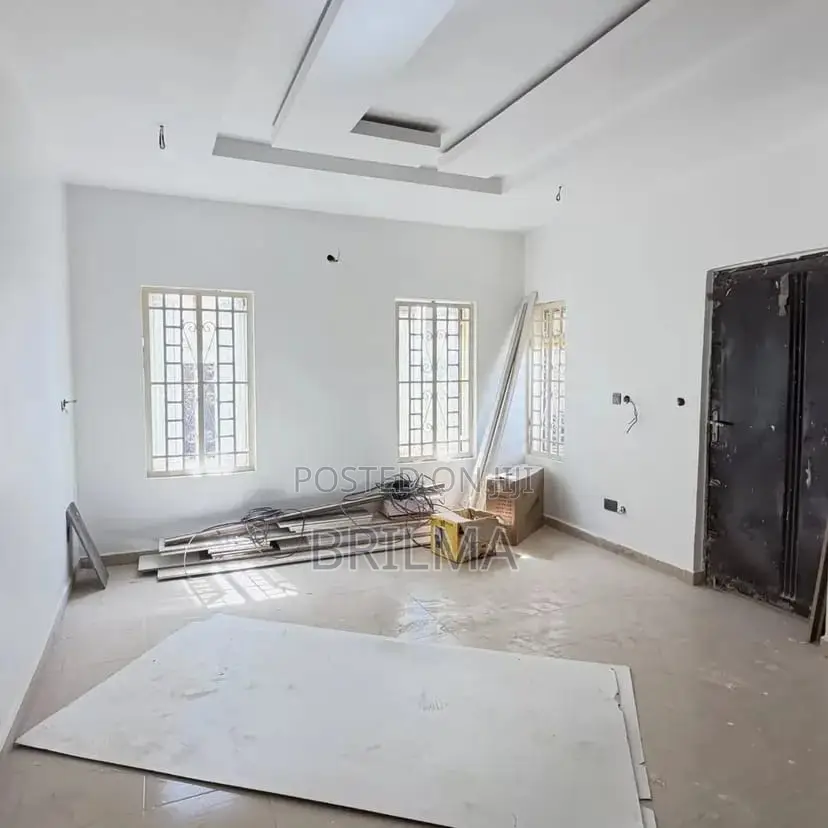 3bdrm Duplex in Gudu for sale