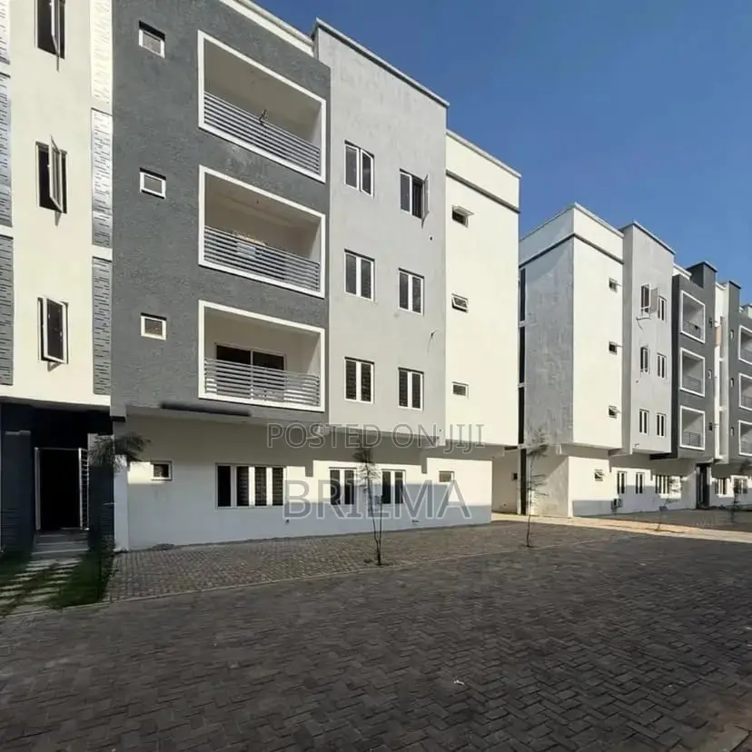 3bdrm Block of Flats in Wuye for sale