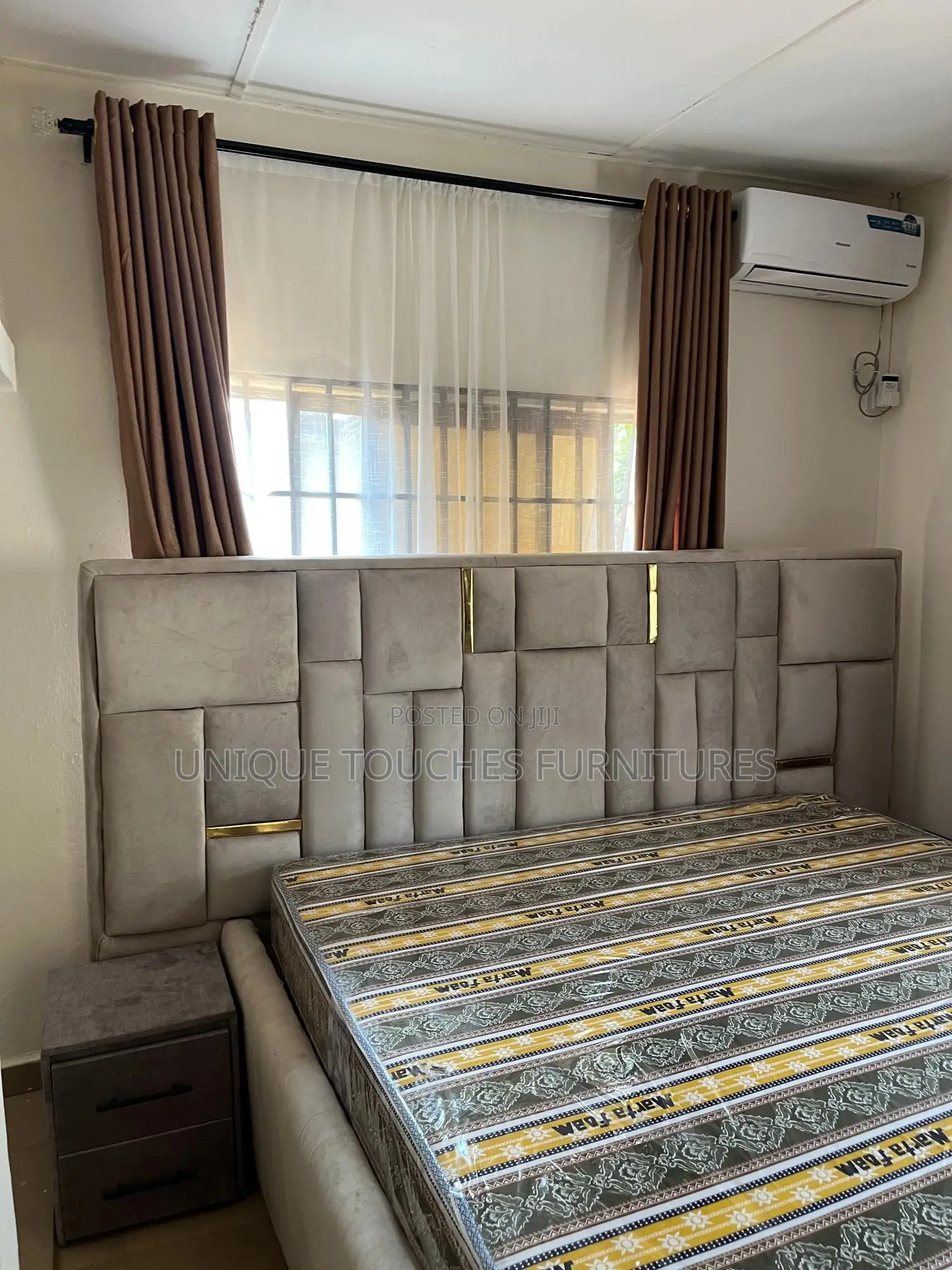 Light Gray 6by6 Bedframe With Golden Stripes