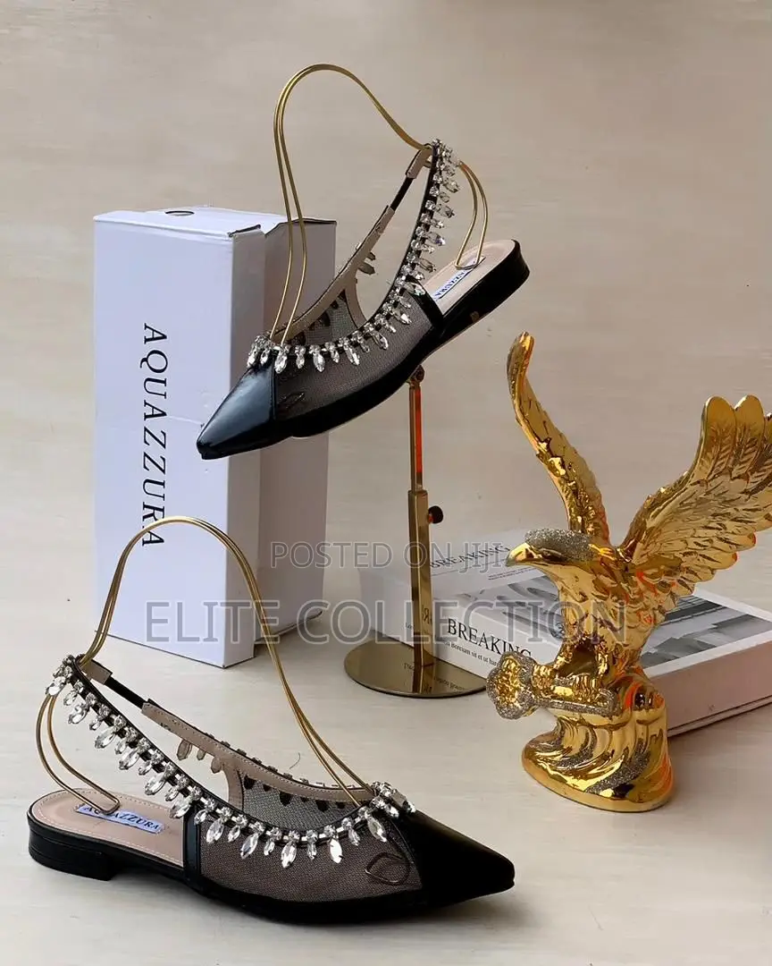 White, Bronze, Black and Gold 37 to 43 Champagne 38 39 40 41 42