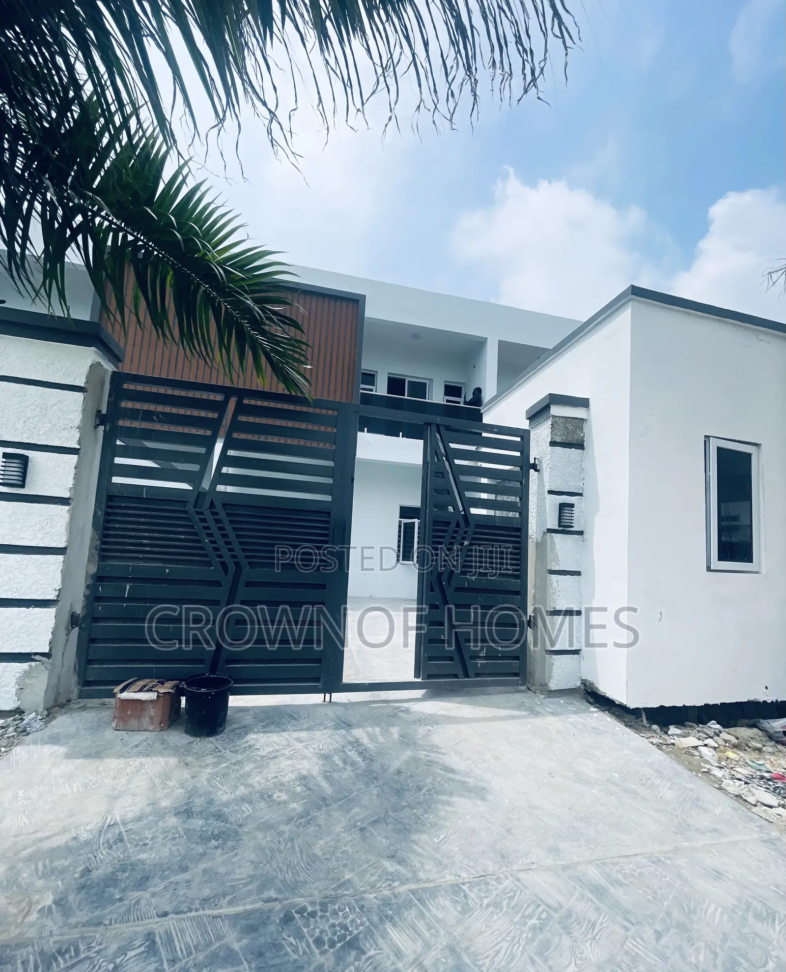 4bdrm Duplex in Lekki for sale